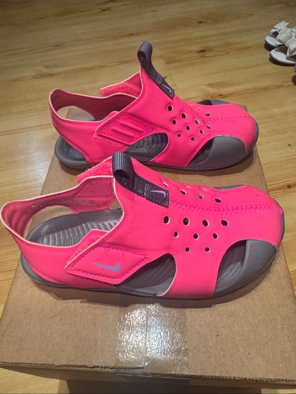 Nike Kids Neon Pink Water Shoes with Gray Accents